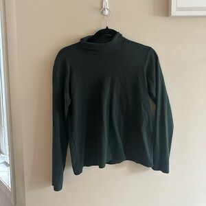 UNIQLO turtleneck dark green US S